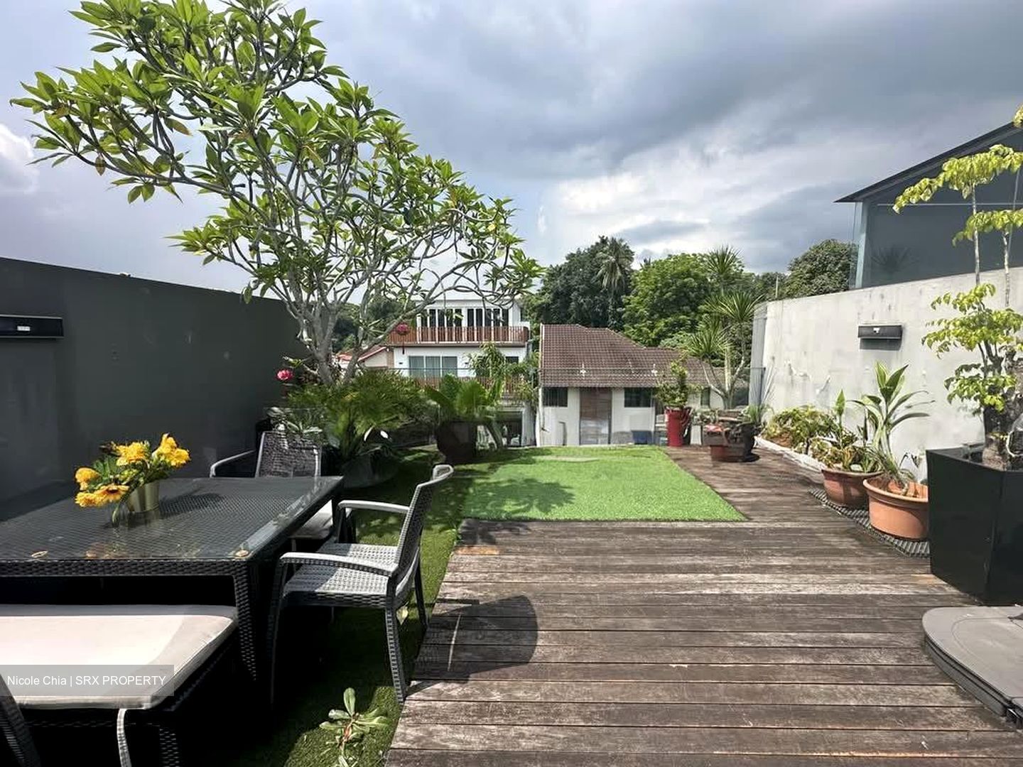 Mandai Garden (D26), Terrace #582972511